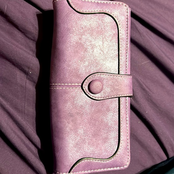 Source Unknown Handbags - Long wallet/purple/never used
